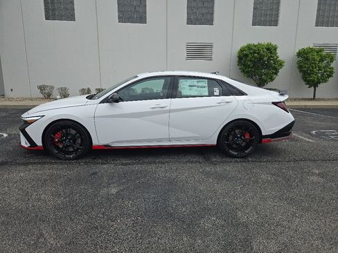New 2026 Hyundai Elantra N FWD image 4
