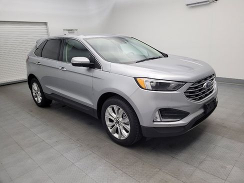 Used 2023 Ford Edge Titanium image 11
