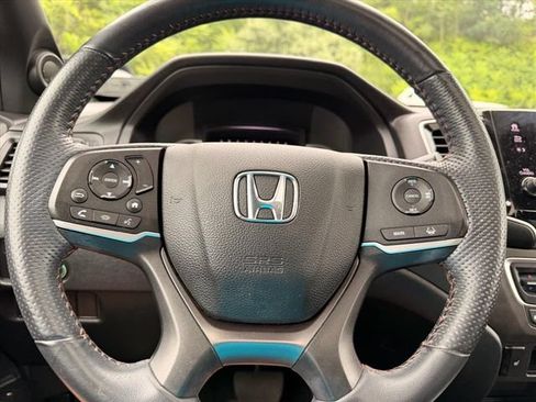 Used 2022 Honda Pilot TrailSport image 20