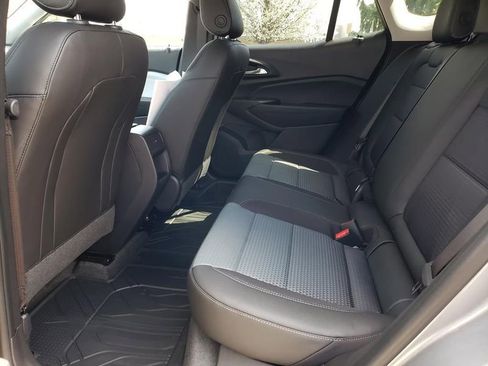 New 2026 Chevrolet Trax LT w/ Driver Confidence Package FWD image 7