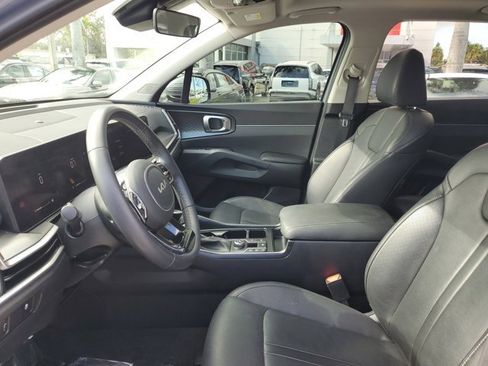 Used 2024 Kia Sorento S w/ Panoramic Sunroof Package image 13