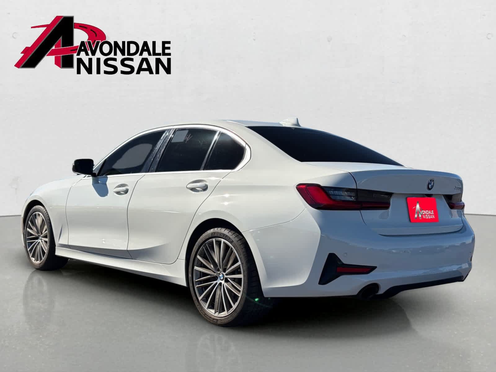 Used 2020 BMW 330i Sedan w/ Convenience Package RWD image 3