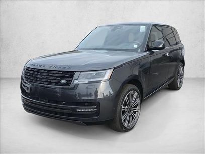 New 2025 Land Rover Range Rover SE