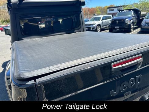 Used 2022 Jeep Gladiator Sport AWD/4WD image 28