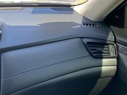 Used 2019 Nissan Rogue SV AWD/4WD image 22