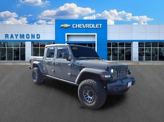 Used 2021 Jeep Gladiator Sport AWD/4WD video 1