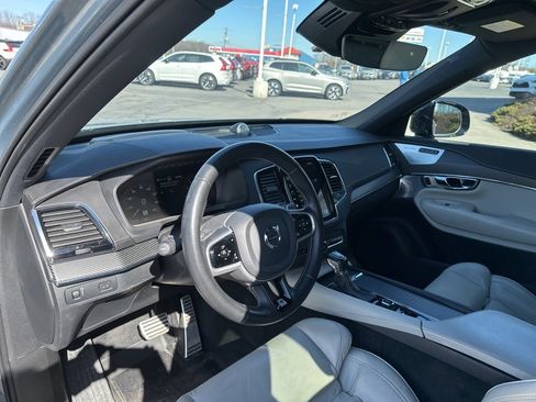 Used 2020 Volvo XC90 T6 R-Design w/ Protection Package Premier image 20