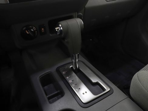 Used 2019 Nissan Frontier SV image 24