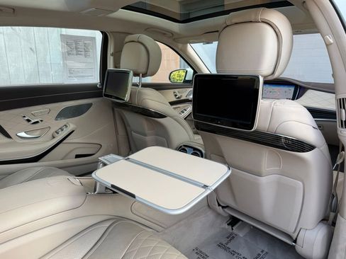 Used 2017 Mercedes-Benz Maybach S 550 4MATIC image 17