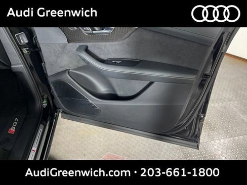 Used 2023 Audi SQ7 Prestige w/ Prestige Package AWD/4WD image 9
