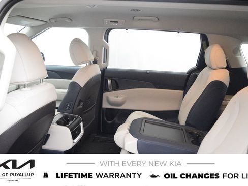 New 2026 Kia Carnival EX FWD image 12