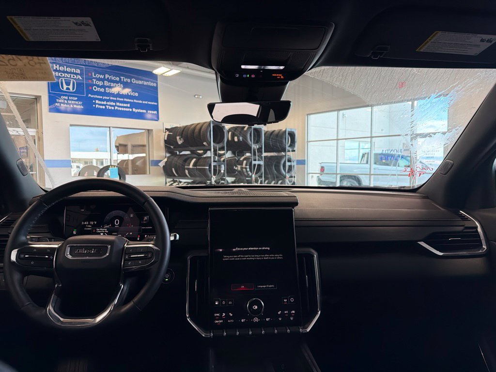 Used 2026 GMC Acadia Elevation w/ Elevation Premium Package AWD/4WD image 4