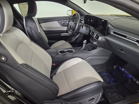 Used 2024 Ford Mustang Premium RWD image 30