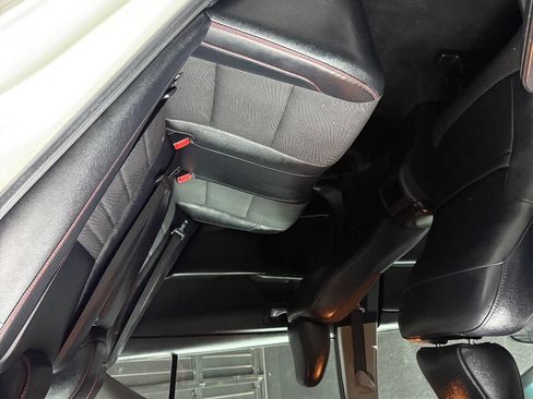 Used 2016 Toyota Camry SE image 22