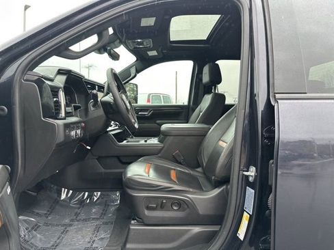 Used 2024 GMC Sierra 2500 AT4 w/ Technology Package AWD/4WD image 22