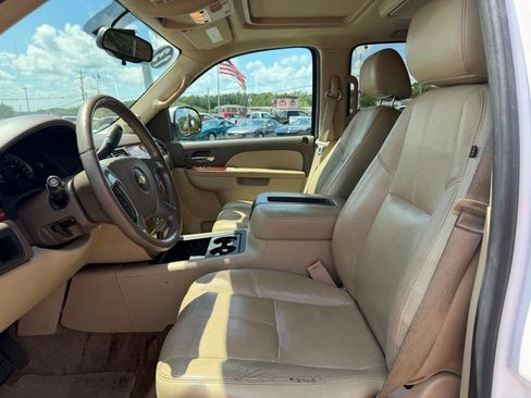 Used 2013 Chevrolet Tahoe LT RWD image 15