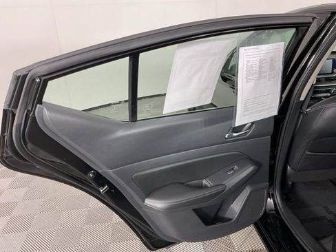Used 2019 Nissan Altima 2.5 Platinum AWD/4WD image 24