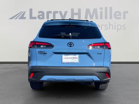 Certified 2026 Toyota Corolla Cross XLE image 4