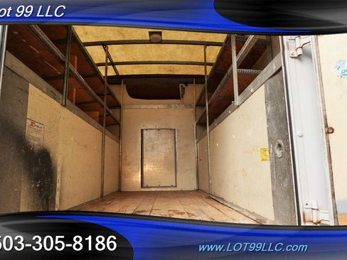 Used 2004 Chevrolet Express 3500 w/ Chrome Appearance Package image 13