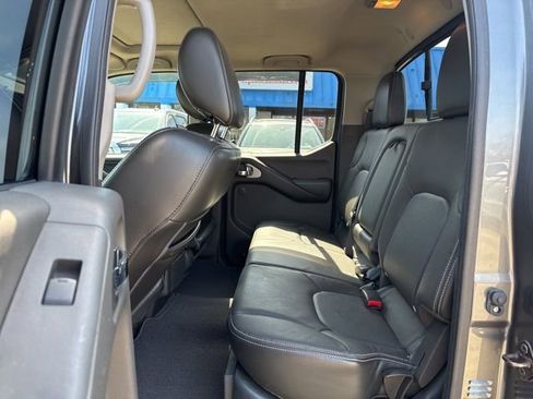 Used 2016 Nissan Frontier PRO-4X w/ Pro-4x Luxury Package image 11