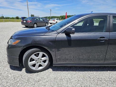 Used 2007 Toyota Camry SE FWD image 6