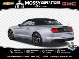 Used 2022 Ford Mustang Premium RWD video 3