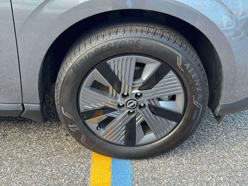 Certified 2025 Nissan Murano SL AWD/4WD image 9