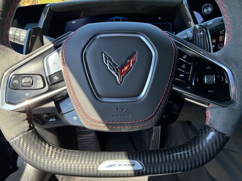 Used 2026 Chevrolet Corvette Z06 w/ Z07 Performance Package RWD image 23