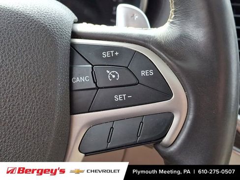 Used 2016 Jeep Grand Cherokee Overland image 26