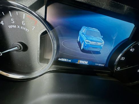 Used 2024 Ford Expedition Max XLT image 18