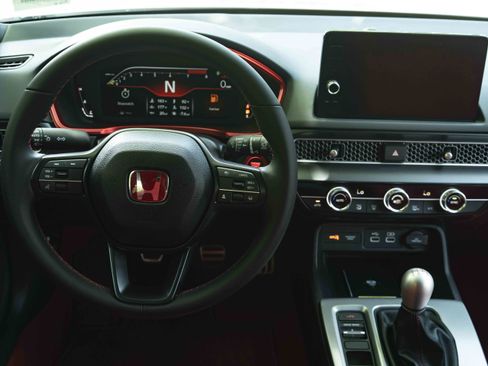 Used 2023 Honda Civic Type R image 23