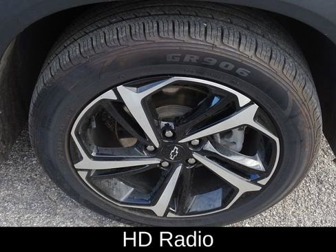 Used 2021 Chevrolet TrailBlazer RS w/ Sun and Liftgate Package image 14