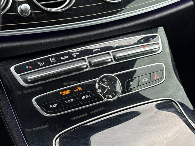 Used 2017 Mercedes-Benz E 300 image 27