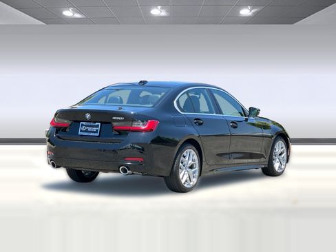 Used 2025 BMW 330i Sedan RWD image 8