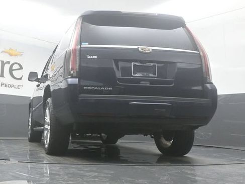 Used 2020 Cadillac Escalade Luxury AWD/4WD image 55