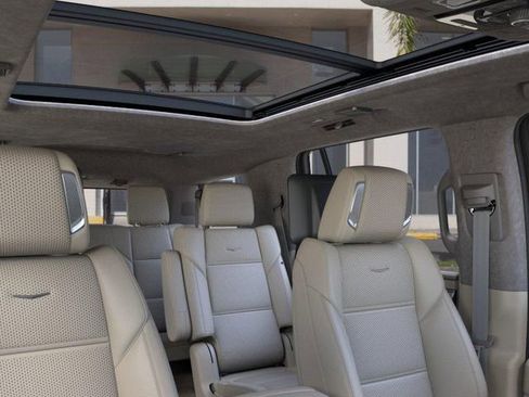 New 2026 Cadillac Escalade Platinum Luxury AWD/4WD image 24