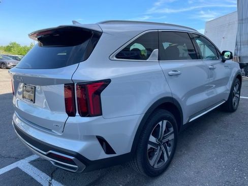 Used 2023 Kia Sorento EX AWD/4WD image 5