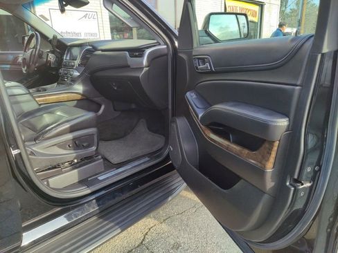 Used 2016 Chevrolet Tahoe LT image 18