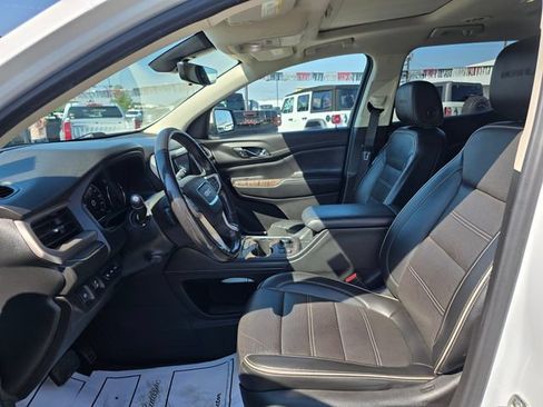 Used 2021 GMC Acadia Denali w/ Denali Ultimate Package AWD/4WD image 23