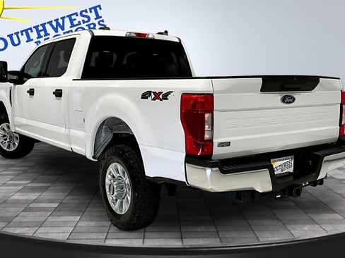 Used 2021 Ford F250 XLT AWD/4WD image 4