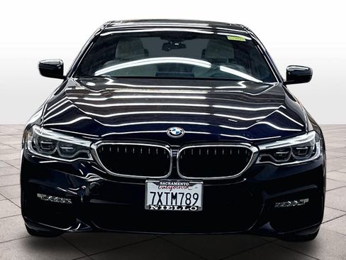 Used 2017 BMW 540i RWD image 3