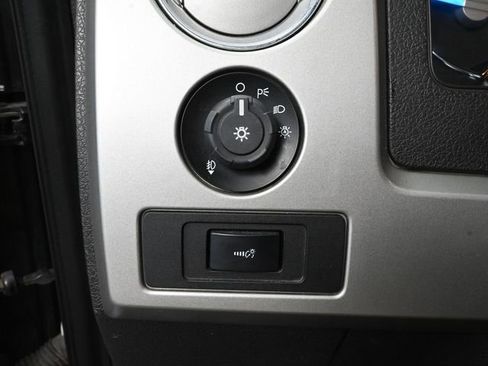 Used 2014 Ford F150 Lariat w/ Equipment Group 502A Luxury image 29