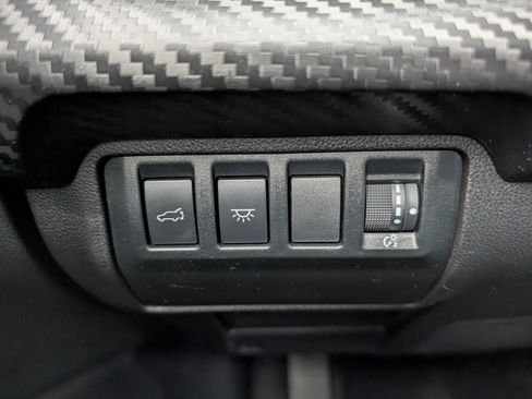 Certified 2025 Subaru Ascent Premium image 32