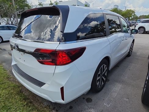 Used 2025 Honda Odyssey EX-L image 4
