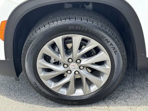 Used 2025 Buick Enclave Preferred AWD/4WD image 11