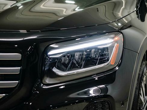 Used 2026 Mercedes-Benz GLB 250 image 7