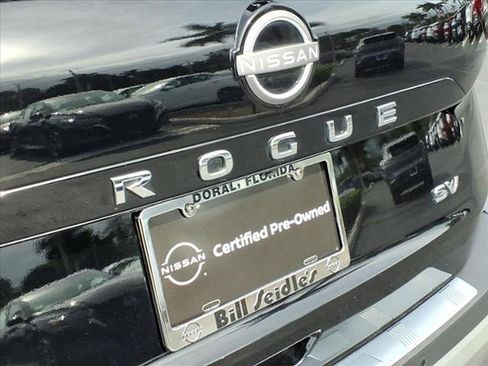 Certified 2023 Nissan Rogue SV image 33