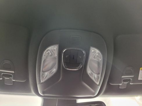 Used 2025 Jeep Compass Limited AWD/4WD image 19