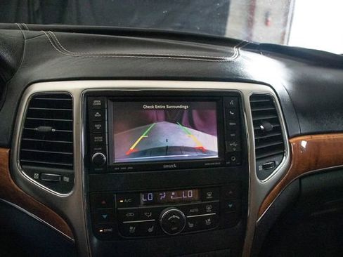 Used 2012 Jeep Grand Cherokee Overland image 37