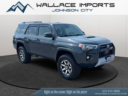 Used 2024 Toyota 4Runner TRD Off-Road Premium AWD/4WD image 7